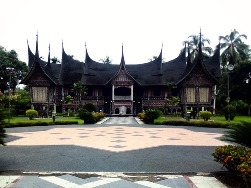 Rumah Gadang Sungai Beringin Ruqita Homestay Penginapan wisata